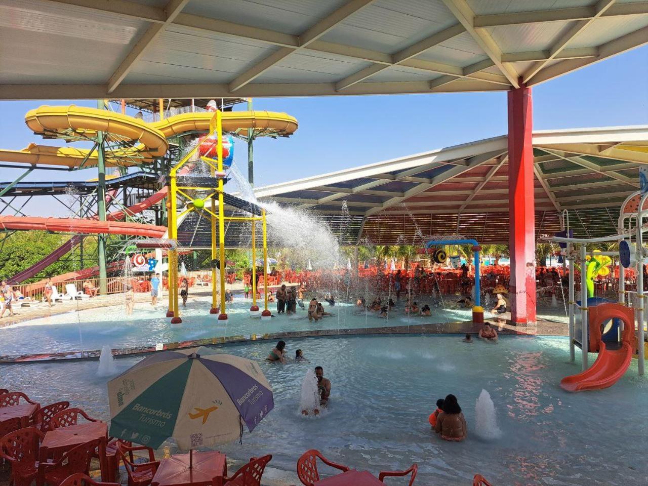 Exclusive Residence E Acqua Park Caldas Novas Bagian luar foto